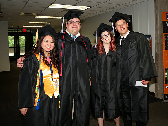 IVCCGrad17-190
