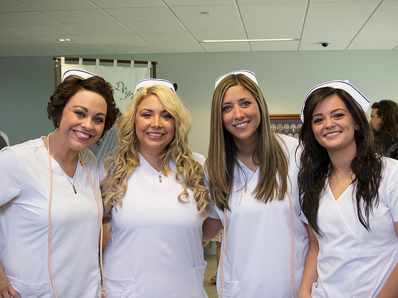 NursePinning-Grad013