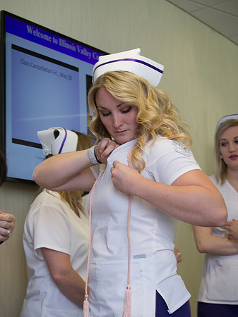 NursePinning-Grad043