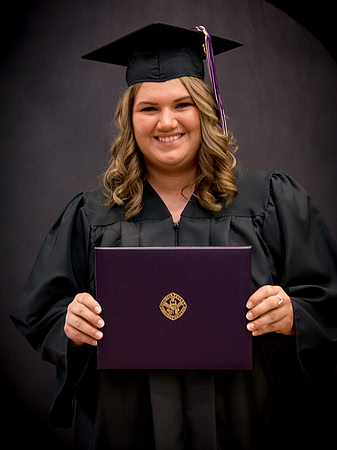 GradPortraits108