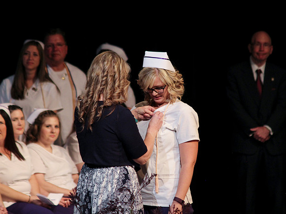 NursePinning-Grad121