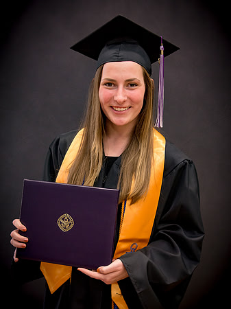 GradPortraits113