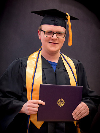 GradPortraits138
