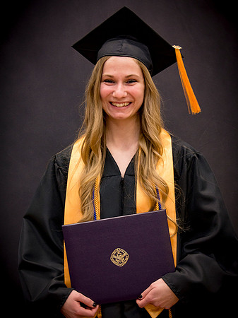 GradPortraits050