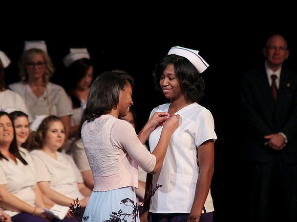 NursePinning-Grad123