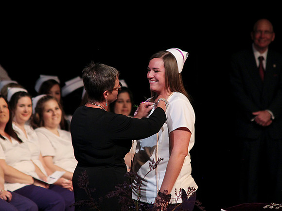 NursePinning-Grad132