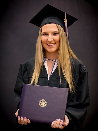 GradPortraits109