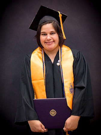 GradPortraits024