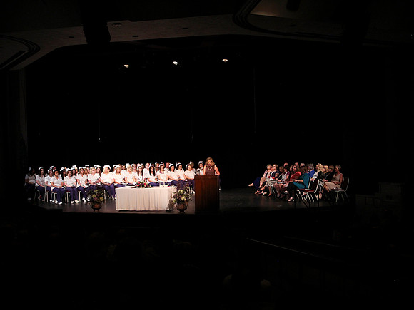 NursePinning-Grad068