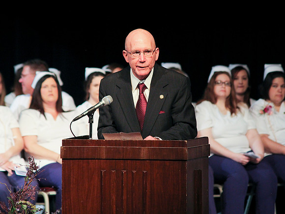 NursePinning-Grad078