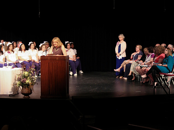 NursePinning-Grad072