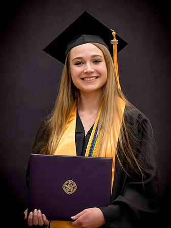 GradPortraits045