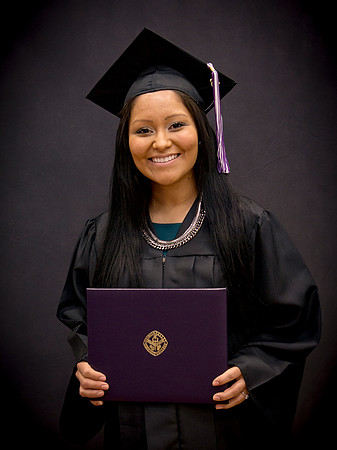 GradPortraits079