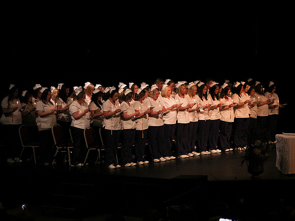 NursePinning-Grad158