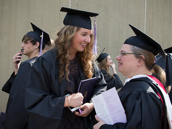 NursePinning-Grad320