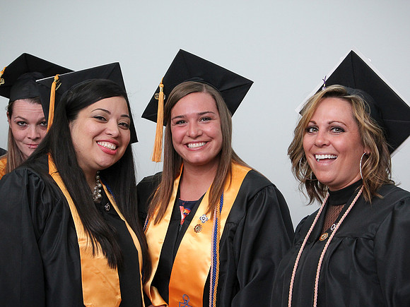 NursePinning-Grad245