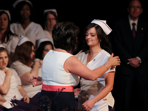 NursePinning-Grad109