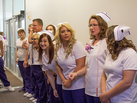 NursePinning-Grad040