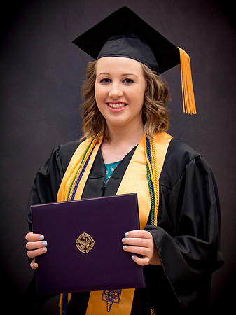 GradPortraits112