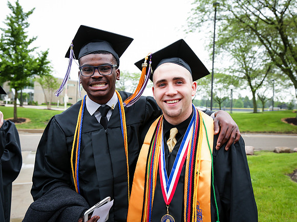 IVCCGrad17-225