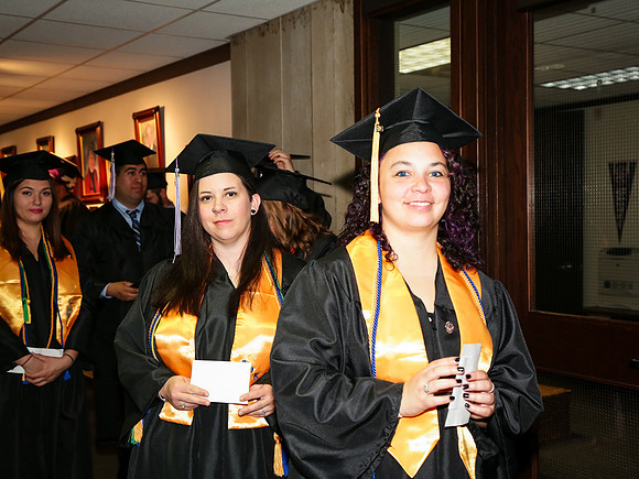 IVCCGrad17-200